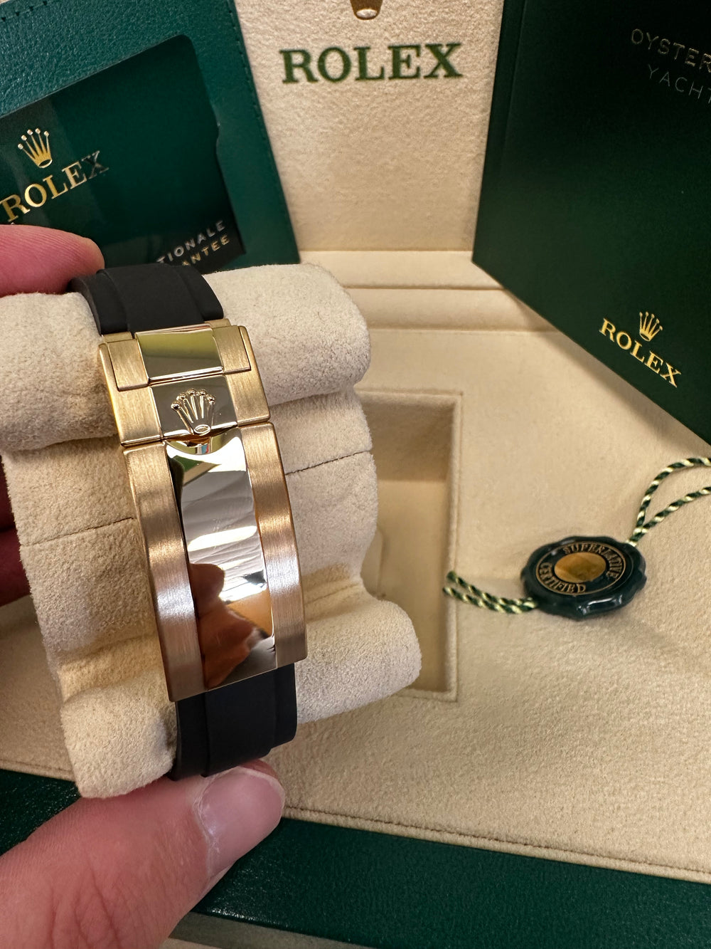 Rolex Yacht-Master 42mm 226658 Yellow Gold Oysterflex Black Dial