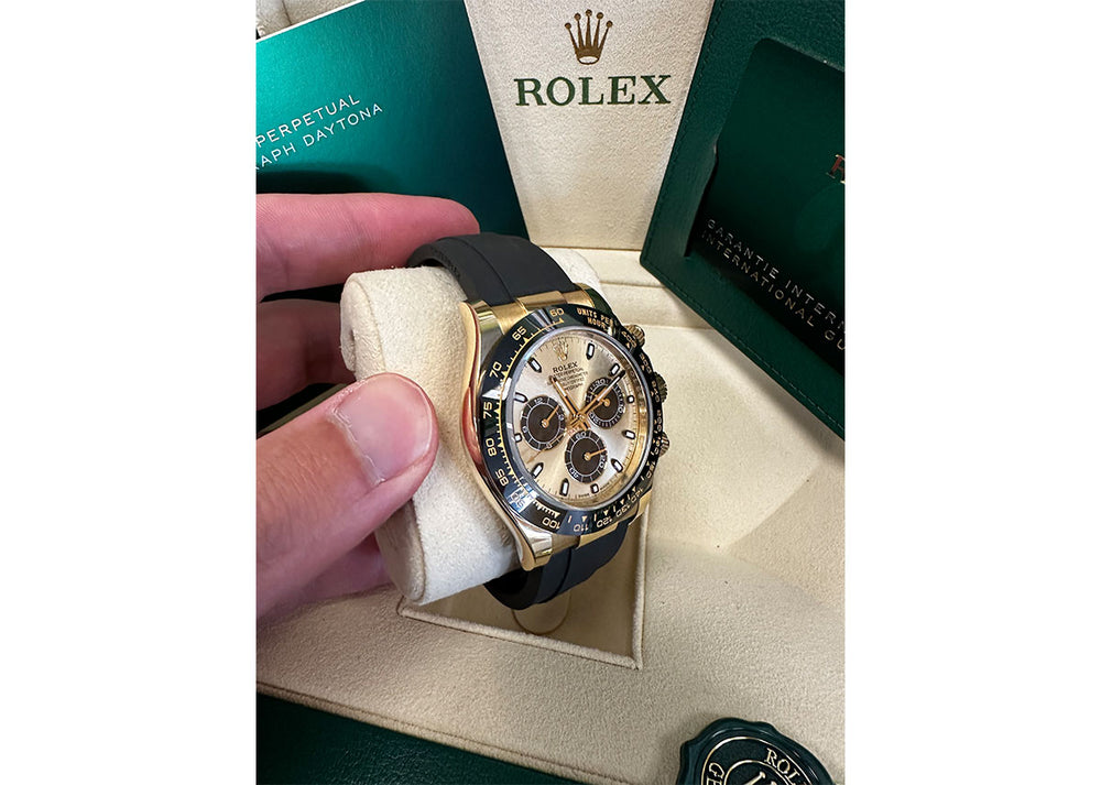 Rolex Cosmograph Daytona 40mm 116518 Yellow Gold Oysterflex Champagne Dial