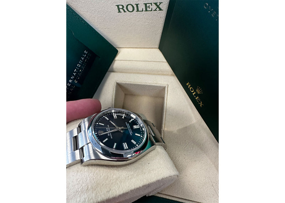 Rolex Oyster Perpetual 36mm 126000 Oystersteel Bright Blue Dial 2024