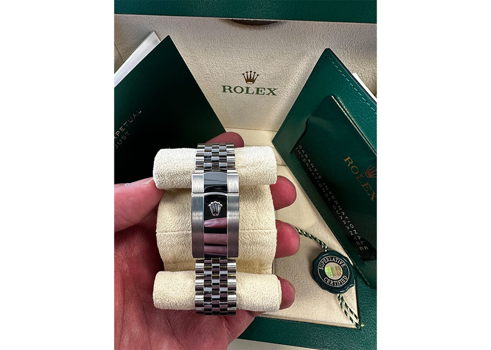 Rolex DateJust 36mm 126234 Oystersteel Jubilee Fluted Bezel Green Dial