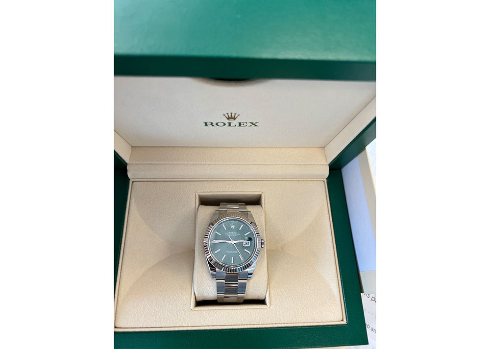 Rolex Oyster Perpetual DateJust 41mm 126334 Oystersteel Mint Green Dial