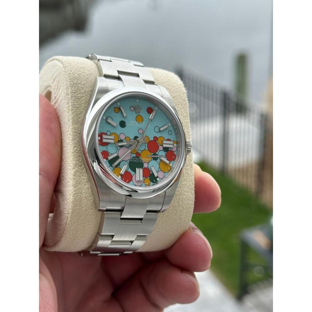 Rolex Oyster Perpetual 41mm 124300 Oystersteel Celebration Motif